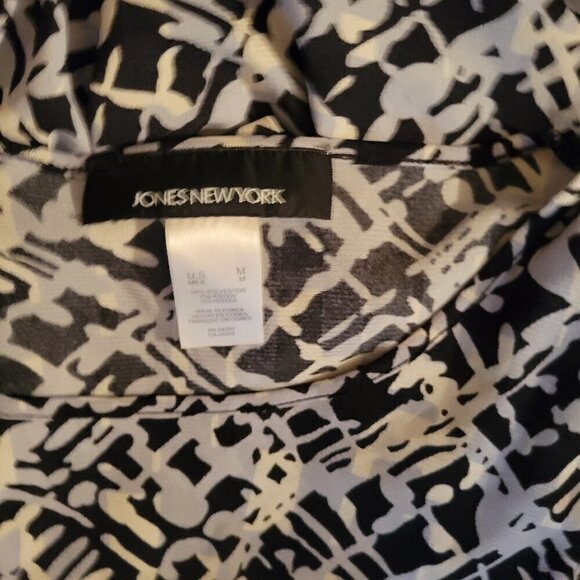 New York Jones Top M Mutiple Colors - Picture 2 of 2